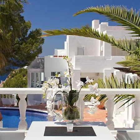 Hotel Village 4*