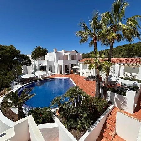 Village Hotel 4*